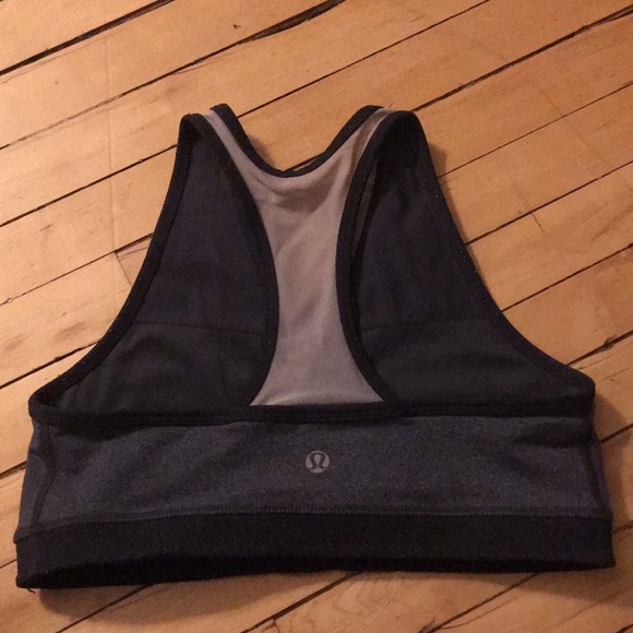 Lululemon small sports bra - Picture 2 of 4